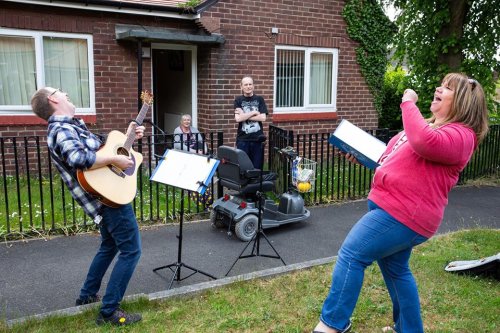 singing hinnies out with communities in Gateshead